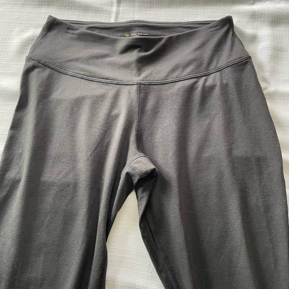 Tek gear black skinny leg pants - never worn